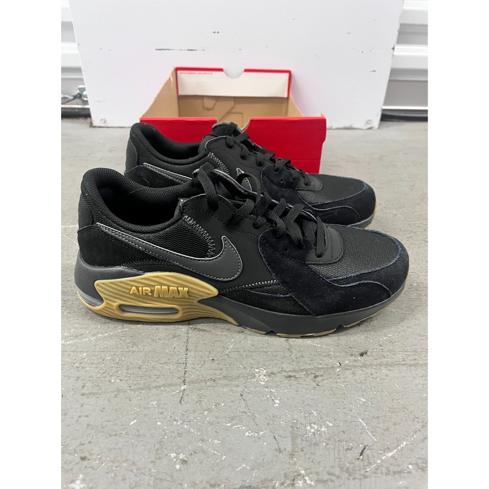 Nike Air Max Excee HV0928-010 Sneakers Mens 10.5D Black Gum Suede Running‎ Shoes